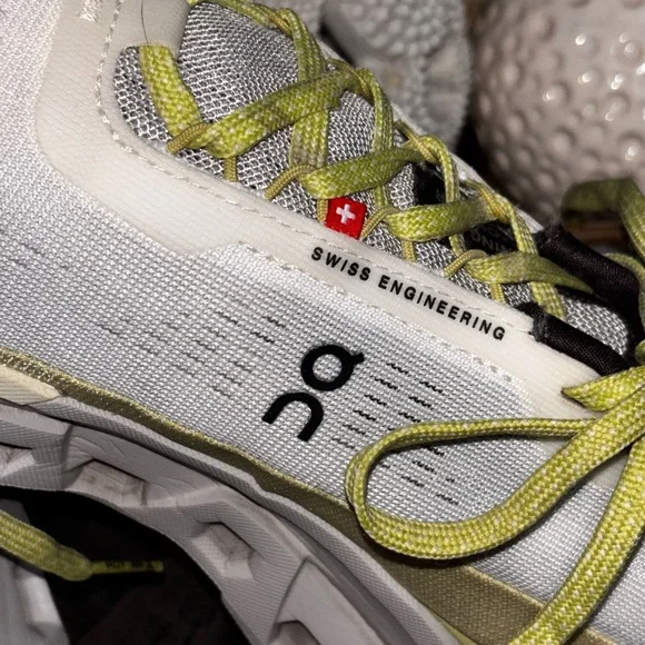 On Cloudmonster 2 running shoes in Undyed/Zest WSZ9,5 - Picture 7 of 15